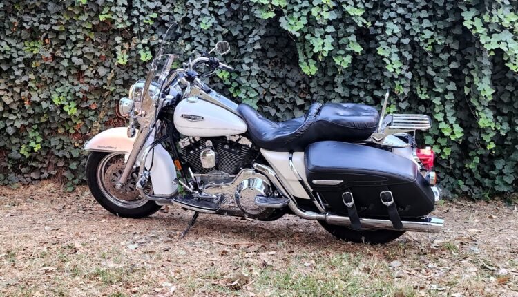 2004 HARLEY-DAVIDSON FLHRCI ROAD KING CLASSIC