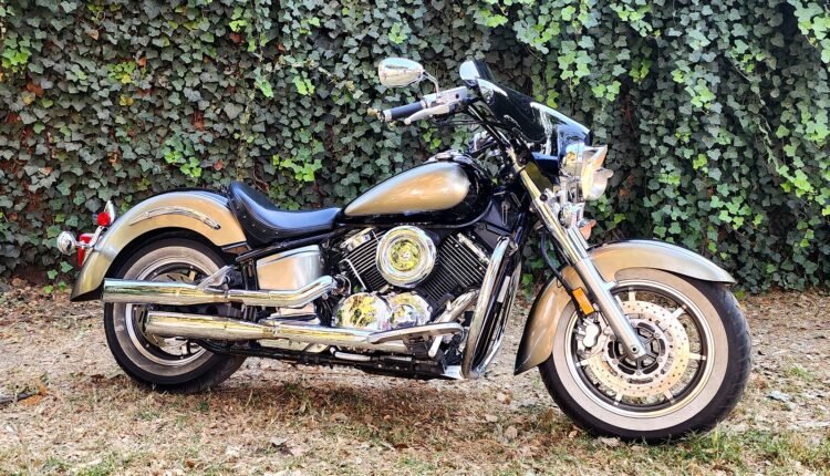 2005-YAMAHA-XVS11AWTC-V-STAR-CLASSIC