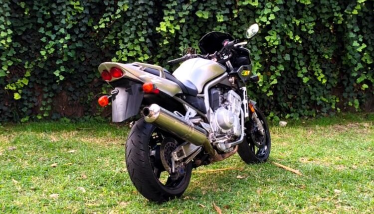 2002 Yamaha FZ1 Fazer 1000