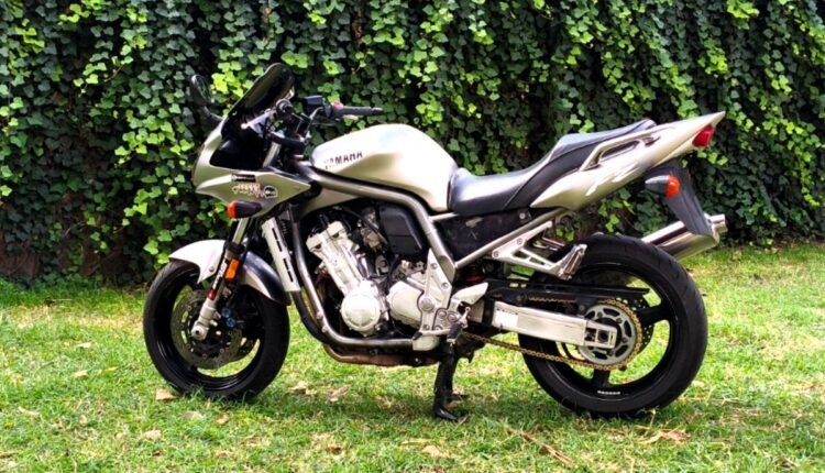 2002 Yamaha FZ1 Fazer 1000